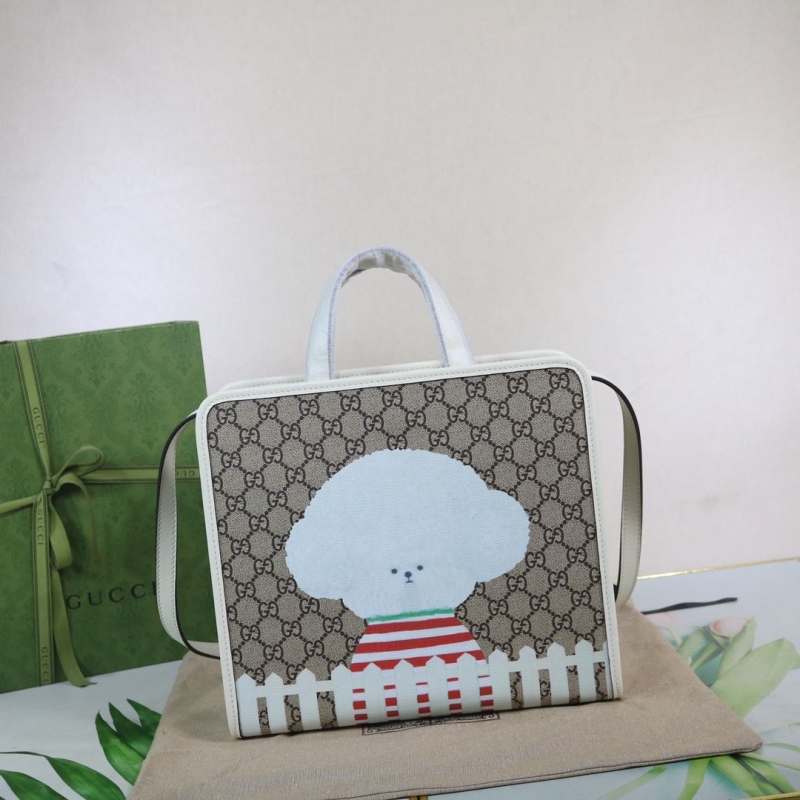 G*u*i shopping bags
